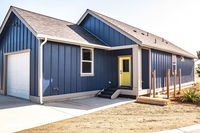 025 Grays Star Cottage Accommodation Denver