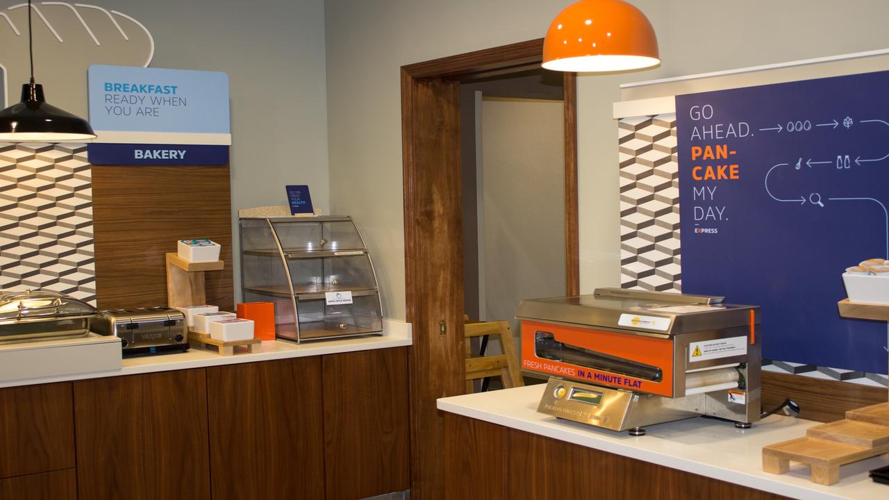 Holiday Inn Express Winfield - thumb 5