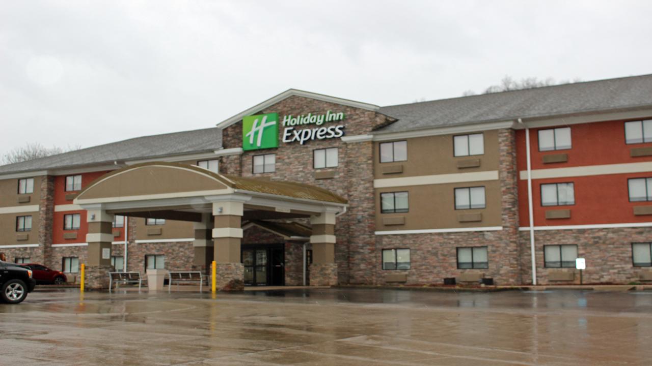 Holiday Inn Express Winfield - thumb 9
