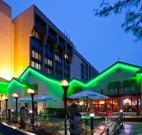 Radisson Hotel Milwaukee West - Accommodation Denver