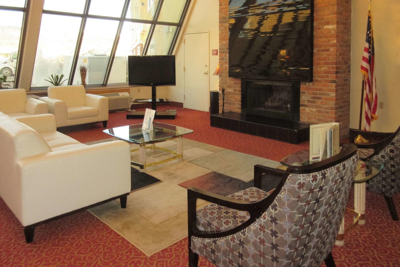 Clarion Hotel Rock Springs - thumb 0