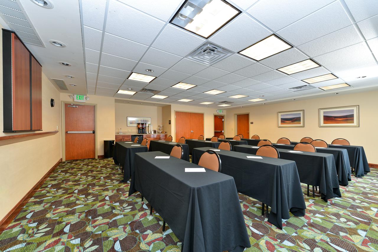 Hampton Inn Rock Springs - thumb 38