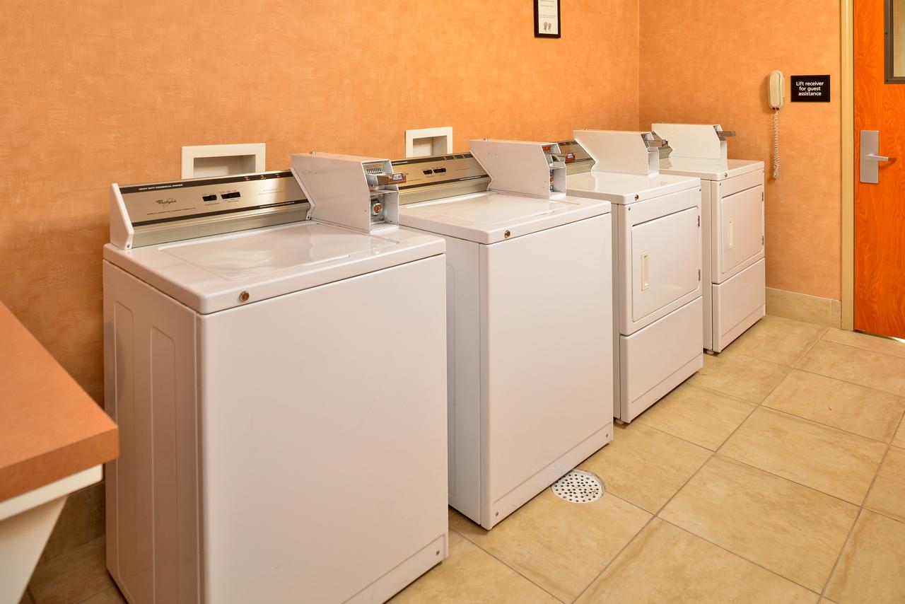 Hampton Inn Rock Springs - thumb 41