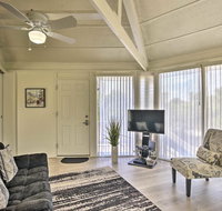 'A Little Taste of Paris' Treehouse on Lake Marion - Accommodation Denver
