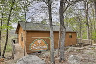 'The Dreamcatcher' Mountain View Cabin with Deck Accommodation Denver