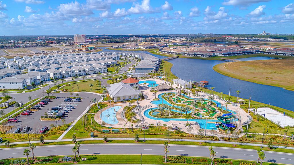 (FP4993) Storey Lake Home 4/3 Private Pool & Free Waterpark - thumb 1