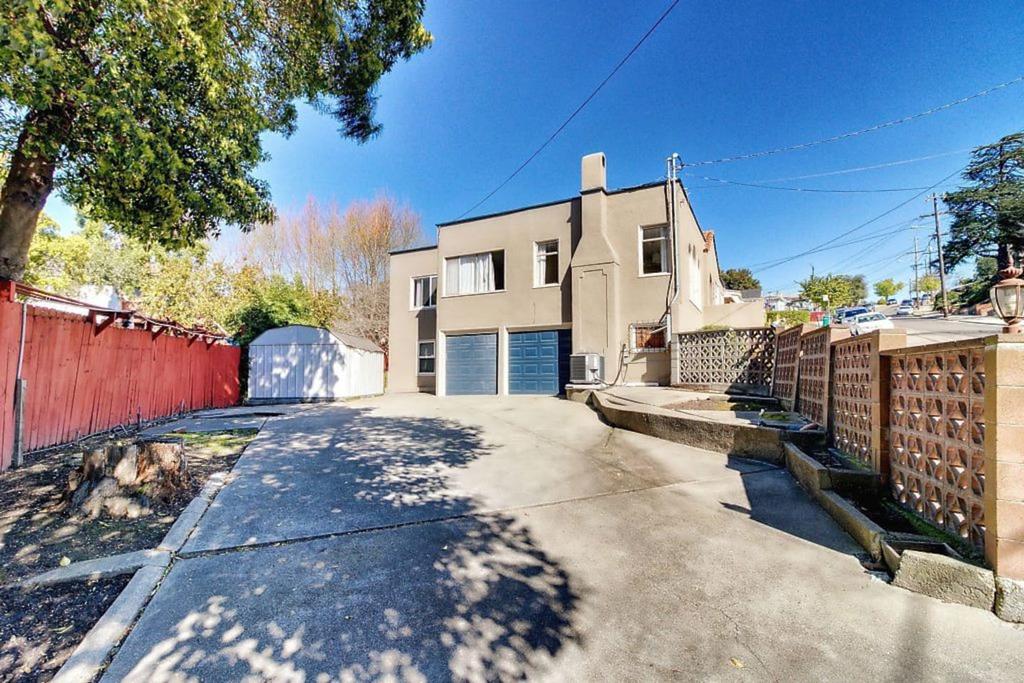 (R2P) Bay BnB, Private Queen Room, TV, Wifi, More! - thumb 3