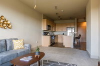 1 BR Apt in Downtown by Frontdesk Accommodation Denver