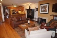 100 Dean St E 2B Accommodation Denver