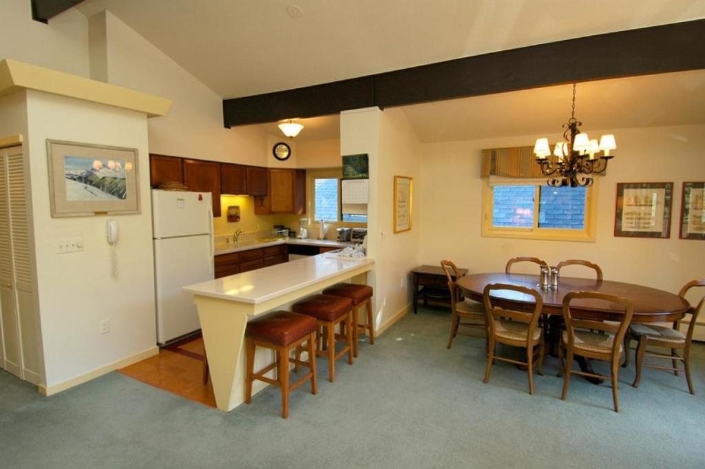 118 E. Bleeker St. Upper Level - thumb 3