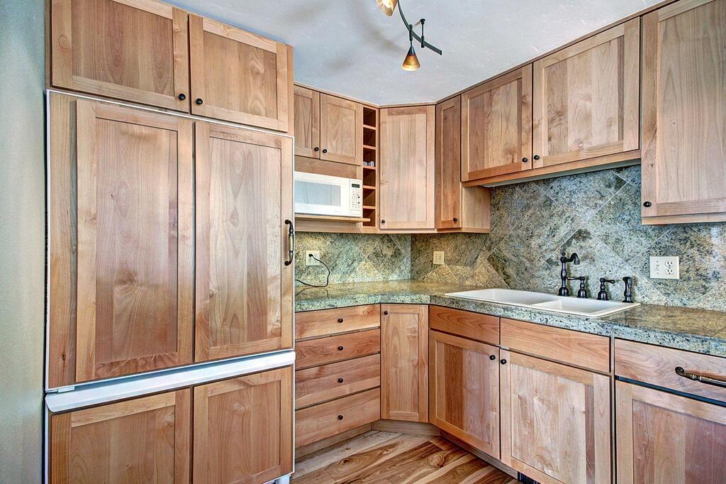1250 Willow Grove Townhouse - thumb 1
