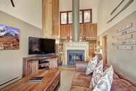 2054 The Pines Condo Accommodation Denver
