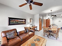 2920 Village Dr Condo Unit 2209 Accommodation Denver