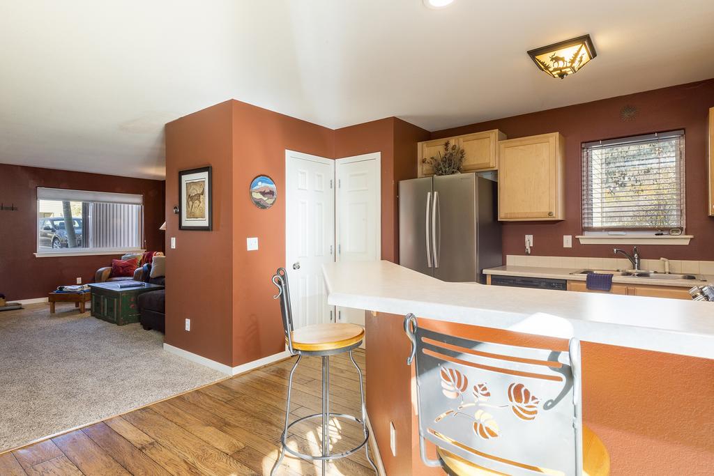 3473 Sunburst Ct Condo - thumb 2