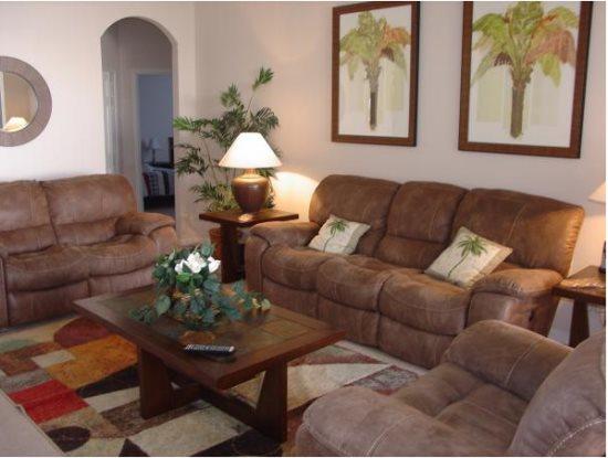 4 Bedroom Pool Home With Games Room In Gated Community - thumb 0
