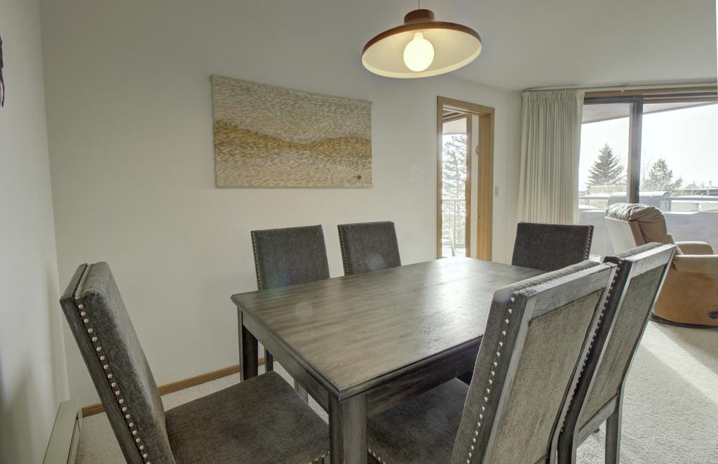 432 Marina Place Condo - thumb 1