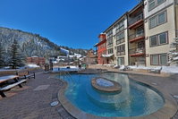 4368 Founders Pointe Cozy WP Village Condo Accommodation Denver