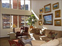 520 Cooper Ave E 305 Accommodation Denver