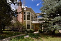 720 Bleeker St W Accommodation Denver