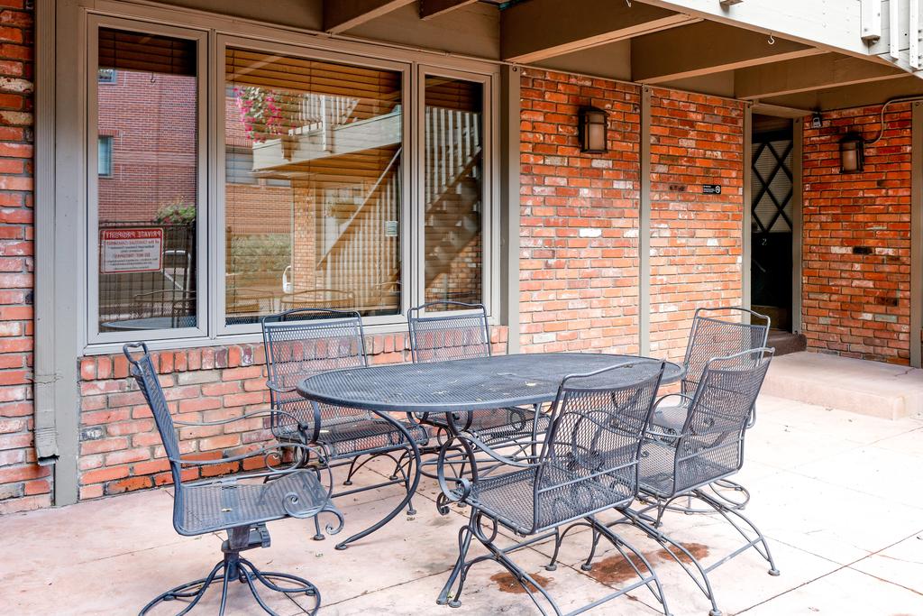 731 E. Durant Ave Apartment Unit 11 Apts - thumb 1