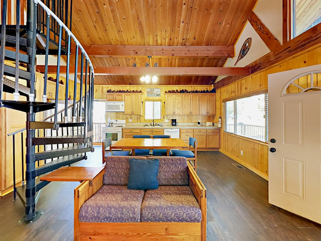 880 Edgemoor Rd Cabin - thumb 3