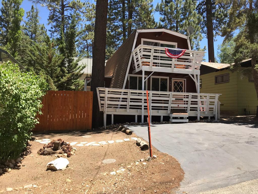 A Beary Happy Cabin - thumb 0