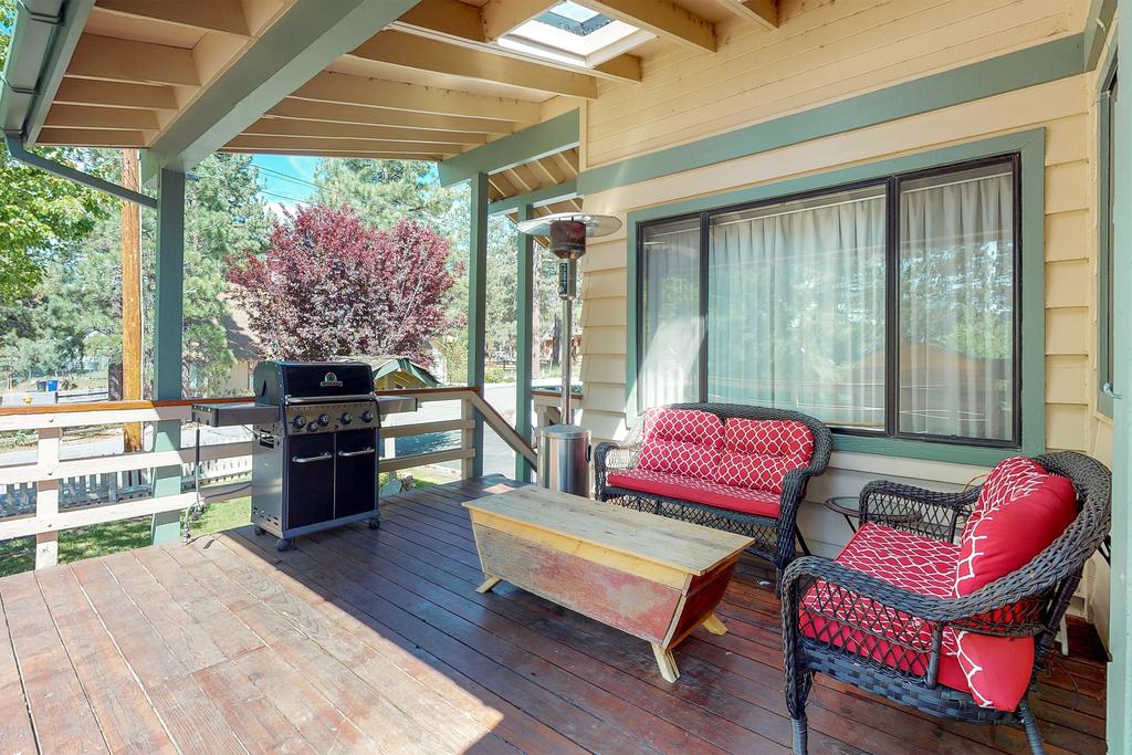 A Stone's Throw - thumb 0