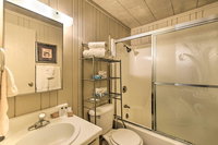 All-Season Getaway - Walk to Ski and Bike Zipline Accommodation Denver