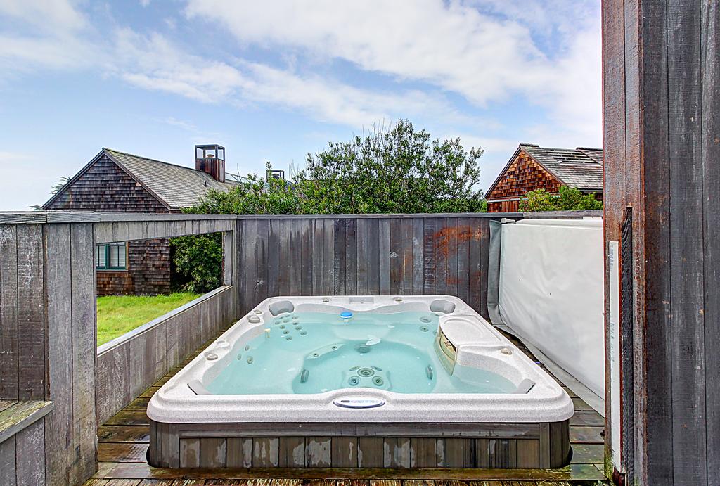 Aloha House - thumb 1