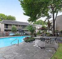 Astro City Charm - Accommodation Denver