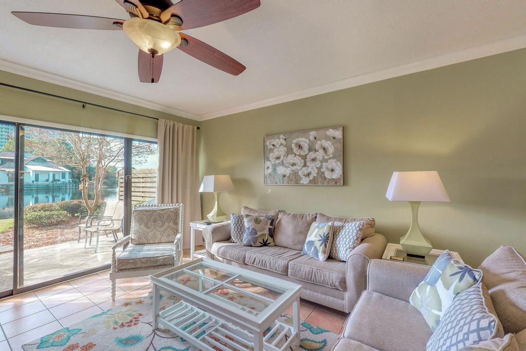 Beachwalk Circle - thumb 0