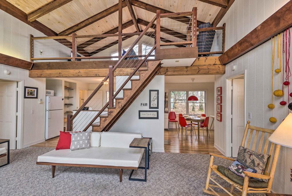 Beech Mountain Home With Deck - 3 Mins To Skiing - thumb 0