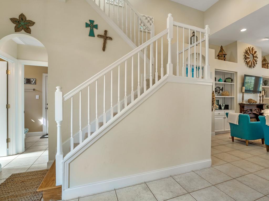 Bella Vue  Stunning 3BR/3 1/2 BA Beach House Minutes From The Gulf! - thumb 1