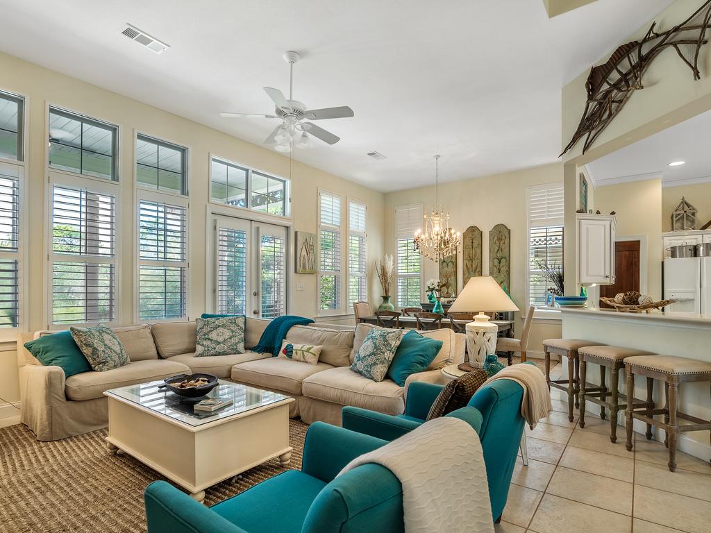 Bella Vue  Stunning 3BR/3 1/2 BA Beach House Minutes From The Gulf! - thumb 0