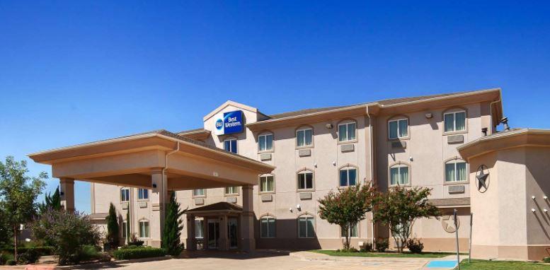 Best Western South Plains Inn & Suites - thumb 1