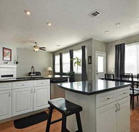 Big House south of Round Rock - Accommodation Denver