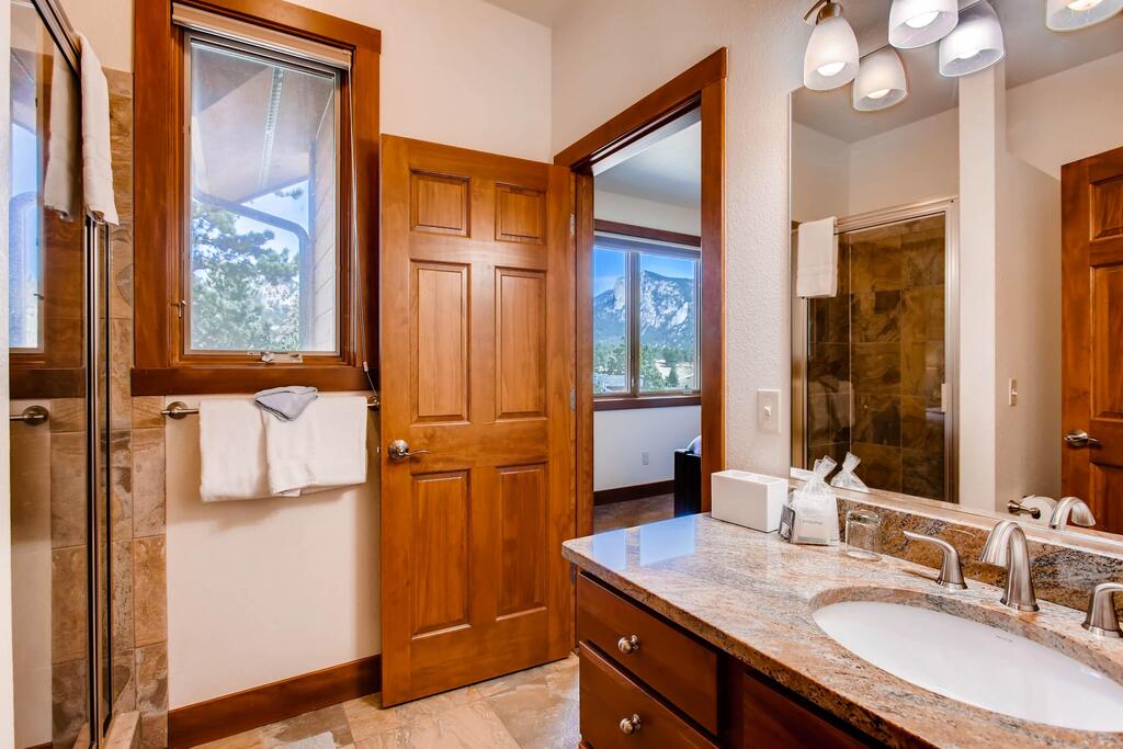 Black Canyon Inn Unit J2 - thumb 3