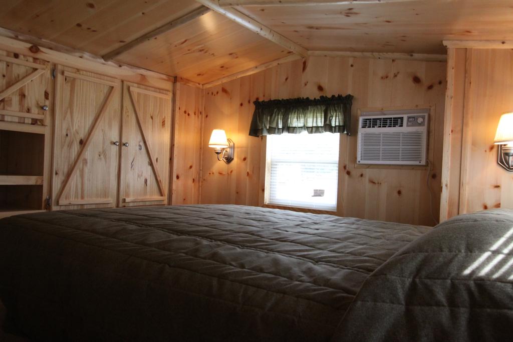 Blackhawk RV Campground Loft Cabin 16 - thumb 1