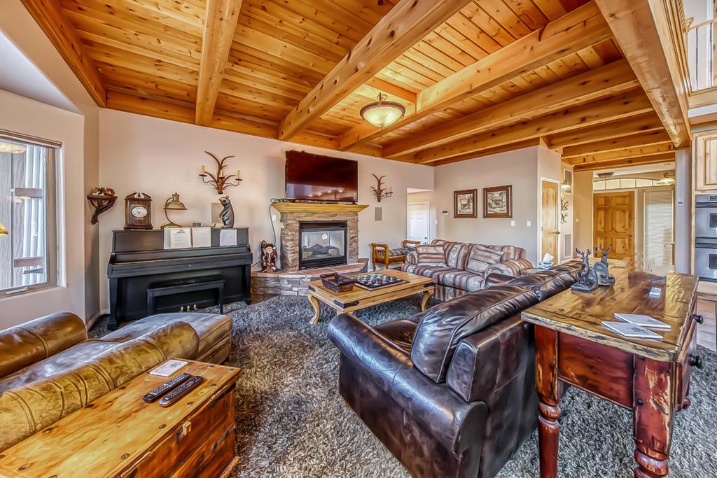 Cabin Sweet Cabin - thumb 0