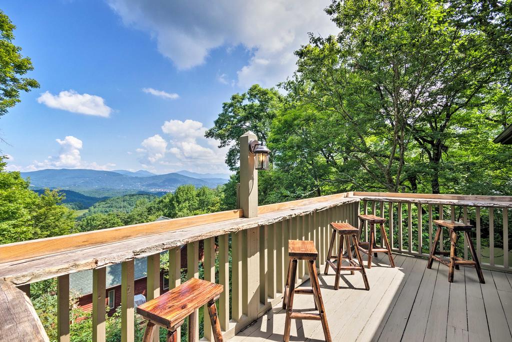 Cabin With Hot Tub & Mountain Views, 15 Min To Boone - thumb 0