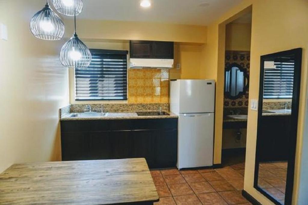 Casa Bella Inn Downtown LA - thumb 2