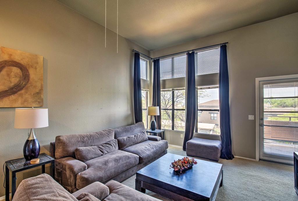 Catalina Foothills Apt With Mtn View And Community Pool - thumb 3