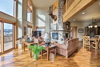 Central Estes Park Home with Deck - Walk to Shops Accommodation Denver