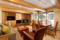 Chateau Eau Claire Unit 13 Accommodation Denver