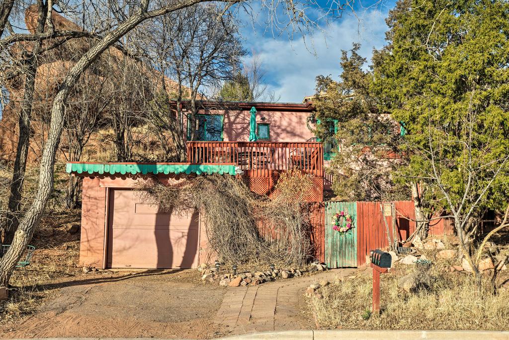 Colorful Bungalow By Pikes Peak And Garden Of The Gods - thumb 2
