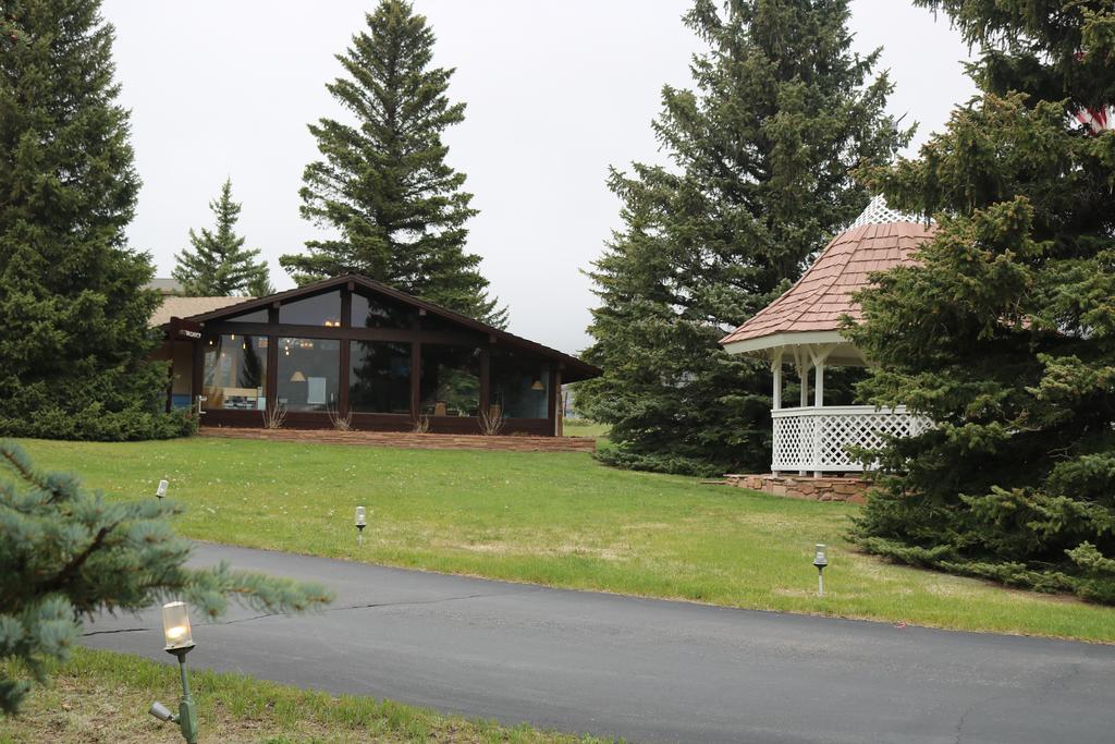 Columbine Inn - thumb 0