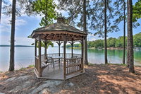 Condo on Lake Keowee with Resort Amenities Pool Accommodation Denver