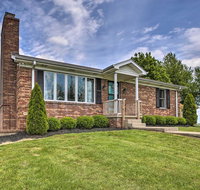 Countryside House with Amazing Views of 5 Counties! - Accommodation Denver