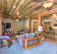 Cozy Buena Vista Apartment w/Grill  Mtn. Views - Accommodation Denver
