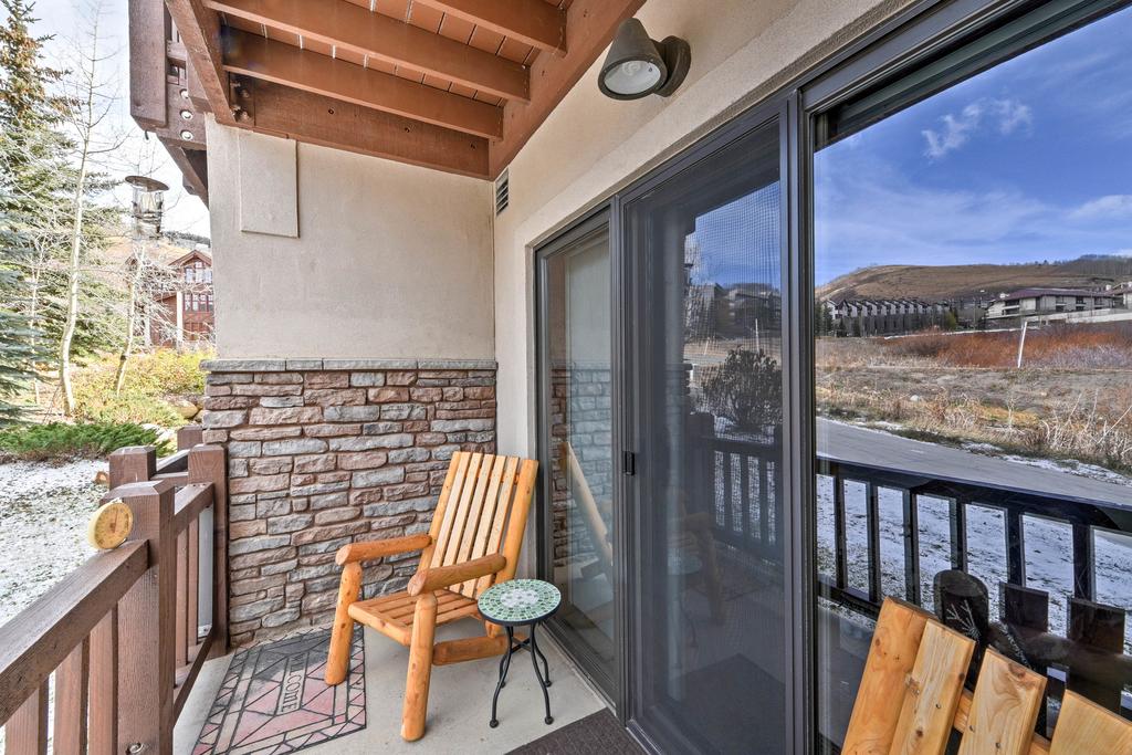 Cozy Crested Butte Condo 50 Yards From Ski Lift! - thumb 1